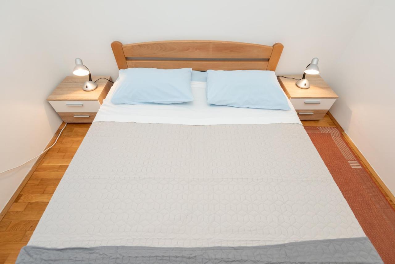 Apartman Valter Zara Esterno foto