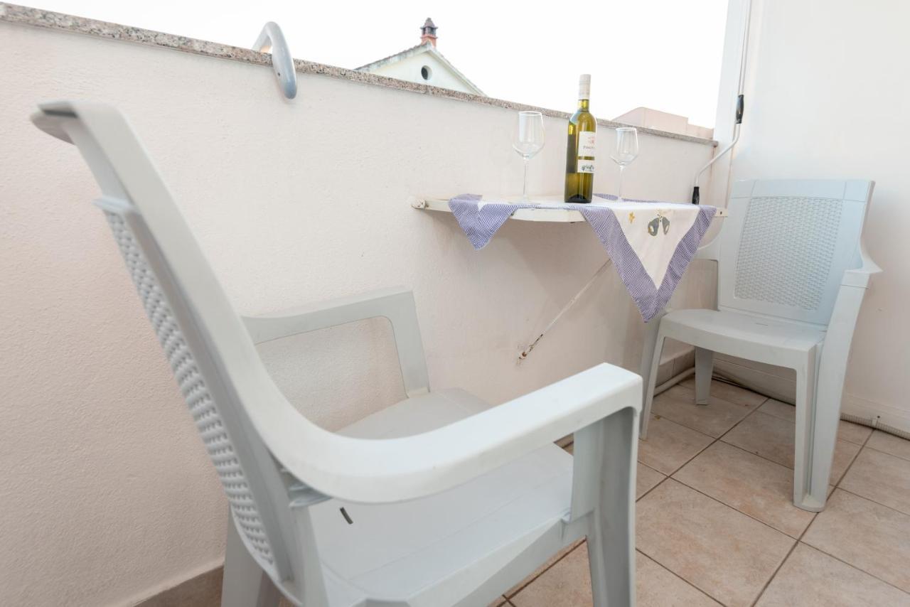 Apartman Valter Zara Esterno foto